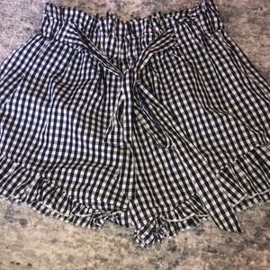 black and white check ruffle shorts